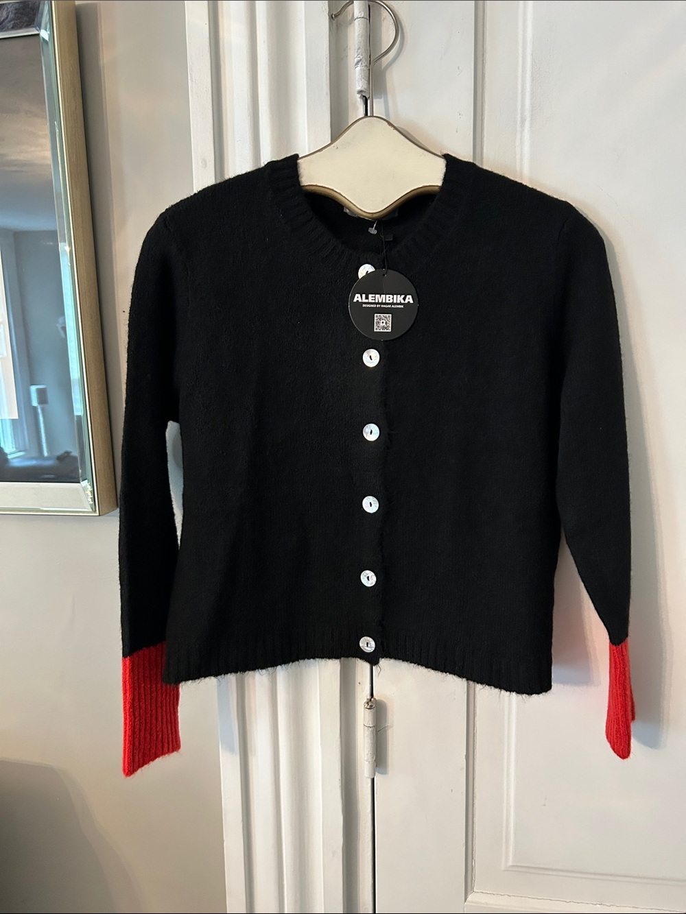 Alembika Blackbird cardigan NWT